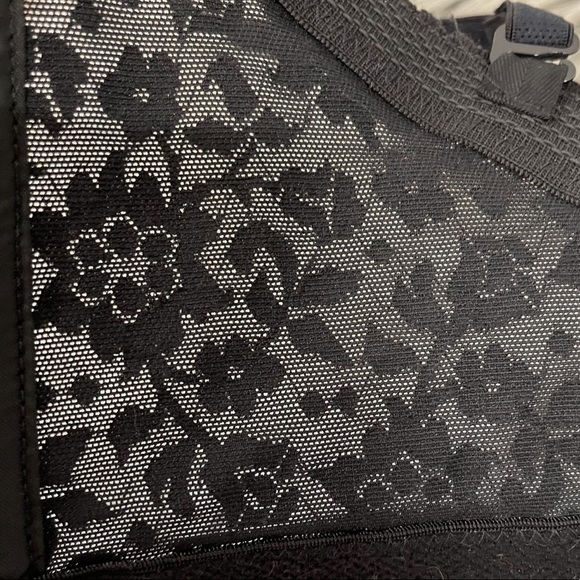 Vintage x Victoria’s Secret | Gold Label Low-Back Zip Front Bustier - Picture 5 of 8